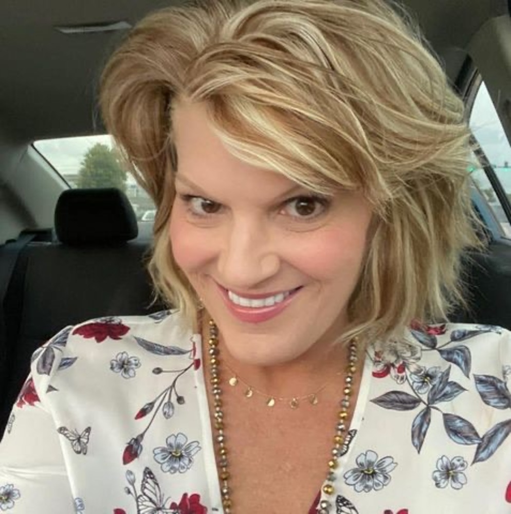 Meet your Posher, Monica